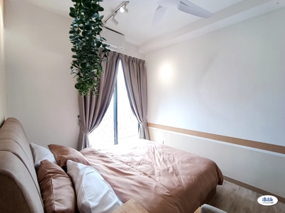 Exclusive Fully Furnished Medium Room at Emporis, Kota Damansara