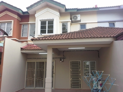 Facing open & Renovated Double storey house Bandar Puteri Klang