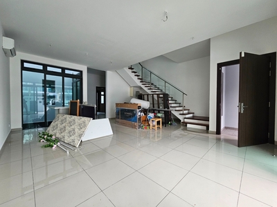Iskandar Puteri Estuari Gardens - 2 Sty. Terrace for SALES - 4 PLUS 1 Bedrooms