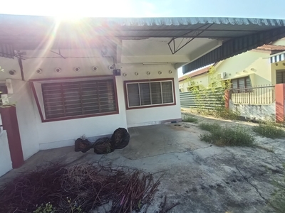 Jalan siputeh Lim garden perak semi D house for sale, good condition, facing west, freehold