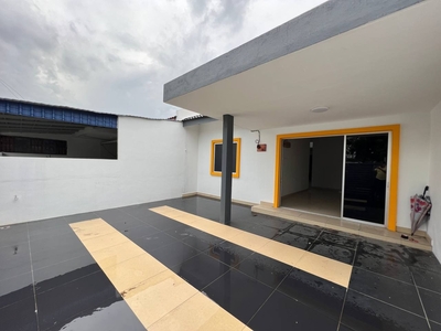 Jalan tambun tanjung rambutan (batu 6) kinta Perak, Tanjung rambutan, facing north west, newly refurbished, terrace house for sale