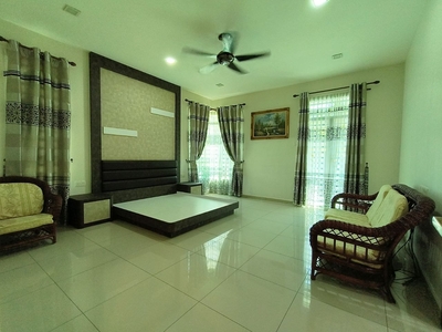 Meru hills Ipoh Perak semi D house for sale, gared and guarded, fully renovated