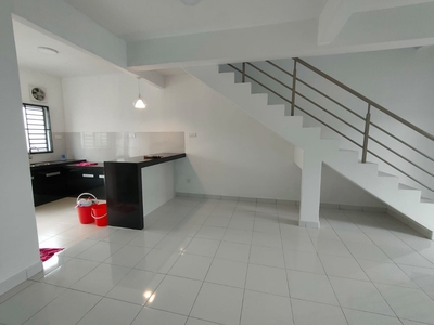 Pulai laman indah 2-storey house with kitchen table top