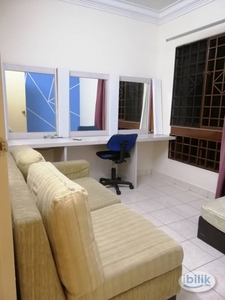 Single Room Available at Kota Damansara