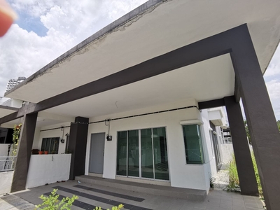 Taman meru idaman Ipoh perak, terrace house for sale, gated and guarded, freehold, facing west south, strategic location