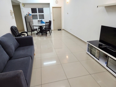 The Zest @ Kinrara 9, Bandar Kinrara Puchong fully furnished unit for Rent