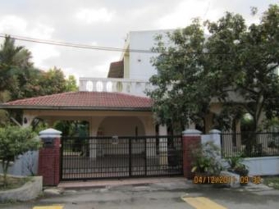 Two storey bungalow house in KL For Sale Malaysia
