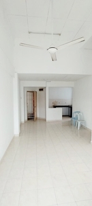Vista Seri Alam -Vista Seri Alam Apartment 2 Floor Partial Furnished For Rent