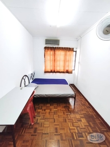 BU7 aircon room for rent