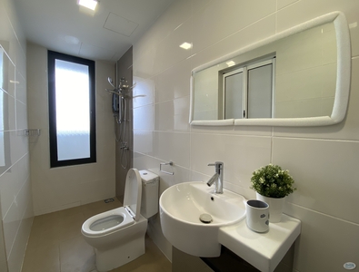 KTM Petaling KL Sentral Bangsar OKR Master Room Attached Bathroom