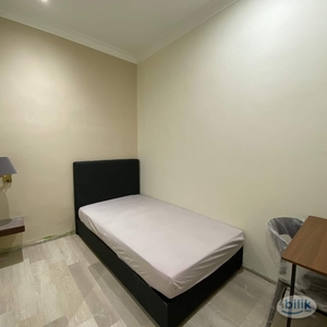 Move in immediately Hotel concept 5 ⭐ Service Private Room at Bjorn