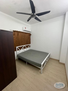 Pusat Bandar Puchong Wawasan 3 Comfy Middle Room to rent