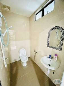 Room to Rent At Mantau Indah, Seremban