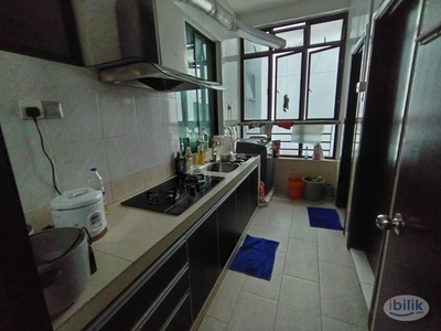 Saville [Small room w/ AIRCOND] @ Jalan Klang Lama [BEST deal in town]