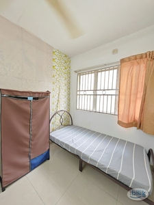 Single Bedroom Rent In Puchong , Bandar Puteri Single Room To Let , Room Rent In Puchong , Move In Ready