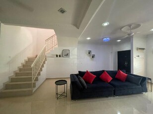 Partly furnished 2-storey terrace house