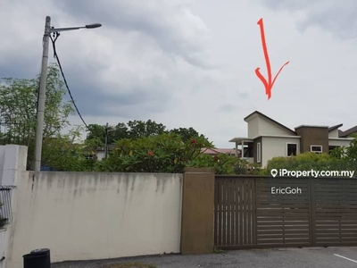 Freehold Bungalow on the Fringe of Ipoh City Centre