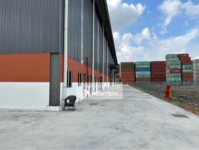 NortPort Factory/Warehouse For Rent