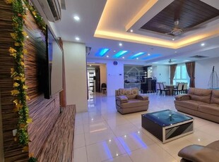 Platino Luxury Condominium Egate Gelugor Penang For Sale
