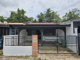 Single Storey Terrace Intermediate House At Taman Malihah For Sale