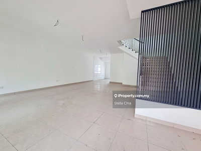 Brand New Subsale Superlink Terrace, Unblock View, Gated Guarded