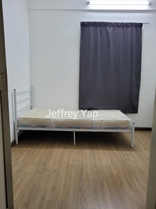Casa Tropika Middle Room For Rent , Puchong