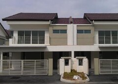 Semi-D Villa Avenue, Equine Park, Seri Kembangan for SALE