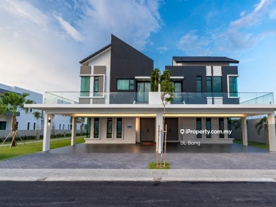 8 Residence Padang Temu Melaka Double Storey Semi D For Sale