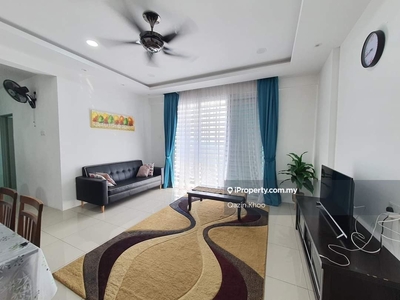 Freehold, High Floor, Facing Swimming Pool