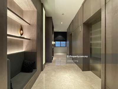 Private Lift Lobby luxury condo For Sale