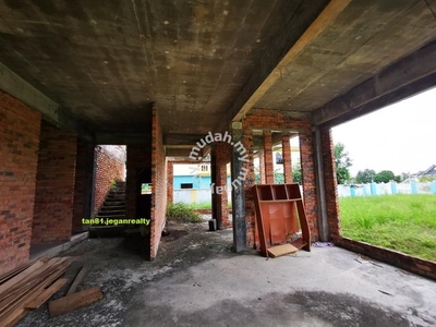 Putatan Petagas (Corner) abandoned Detach D/S house NT0.26acs