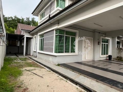 Rumah Untuk Dijual di Taman Krubong Jaya