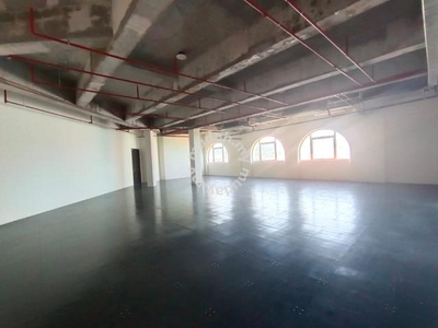 OFFICE SPACE Near STRAITS QUAY, HIGH FLOOR, SEAVIEW. ACT FAST !!