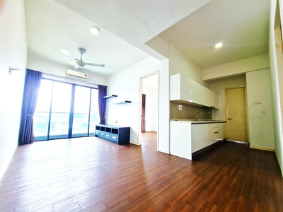 The Grand Kelana Damansara Suite 2r 2b 2carpark for Rent Semi Furnish