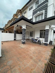 3 Storey Terrace House @ Seksyen U5 Shah Alam