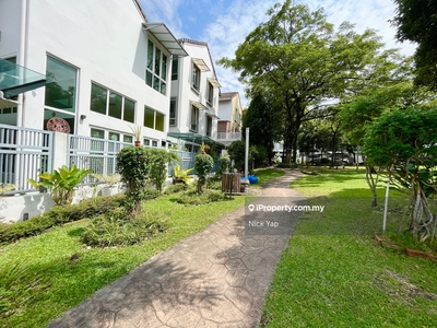 Bukit Mandarina 2.5 Storey Cornerlot with Garden View