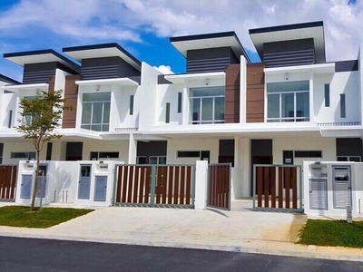 Shah Alam [ SemiD Concept Superlink Double Storey ] Salary 4k Easy Get Full Loan !!