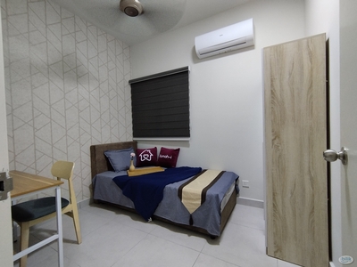 ZERO DEPOSIT' Single Room at Majestic Maxim Walking Distance to MRT Taman Connaught, Cheras