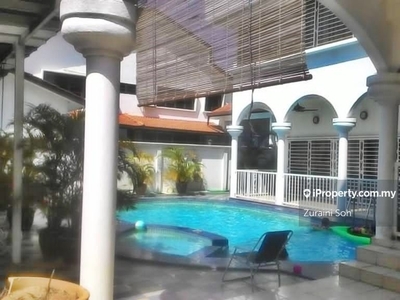 3 Storey Bungalow with Swimming Pool, Seksyen 3, Shah Alam