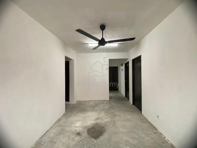 [Below Market+Freehold] Apartment Bukit Tinggi 1, Klang, Level 3,3r2br
