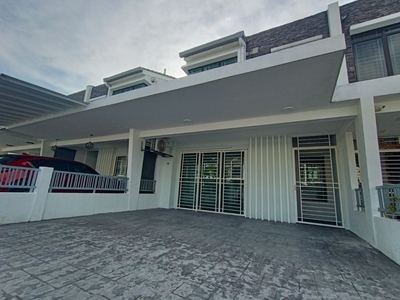 BIG UNIT, 5 bedroom, 5 bathroom, with swimming pool,2 storey, Ceria Residence, Cyberjaya