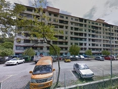 Blok A3 Flat Taman Bukit Segar Cheras tenanted for sale