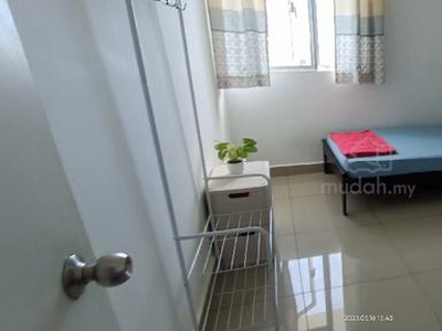 Bukit Bantayan Condo - Suitable for one or 2 female students