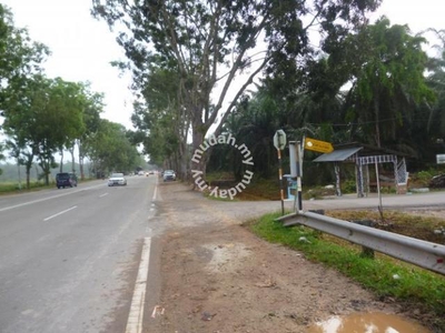 Corner Lot at Jalan Kluang, Parit Raja, Batu Pahat
