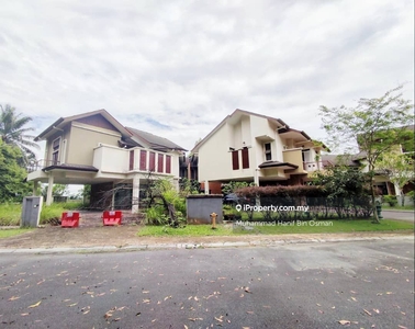 Corner Lot Facing Open Semi-D D' Puncak (Under Market Value)