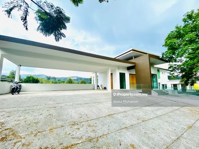 Exclusive Luxury Bungalow, Private Lift, Mountain River View, Guarded
