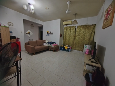 For Rent: PARTIALLY FURNISHED | Kelana Impian Apartment | Kelana Jaya, Selangor | NEAR LRT