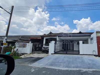 Free Lawyer/Full Loan 105% Renovation 1sty House Taman Jasmin Kajang