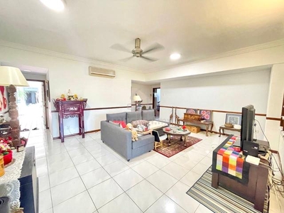 Ground Floor Villa Ruby Tiara Ampang Condominium Partially Furnished