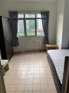 Master Bedroom To Let Perdana Exclusive Damansara Perdana Fully furnis